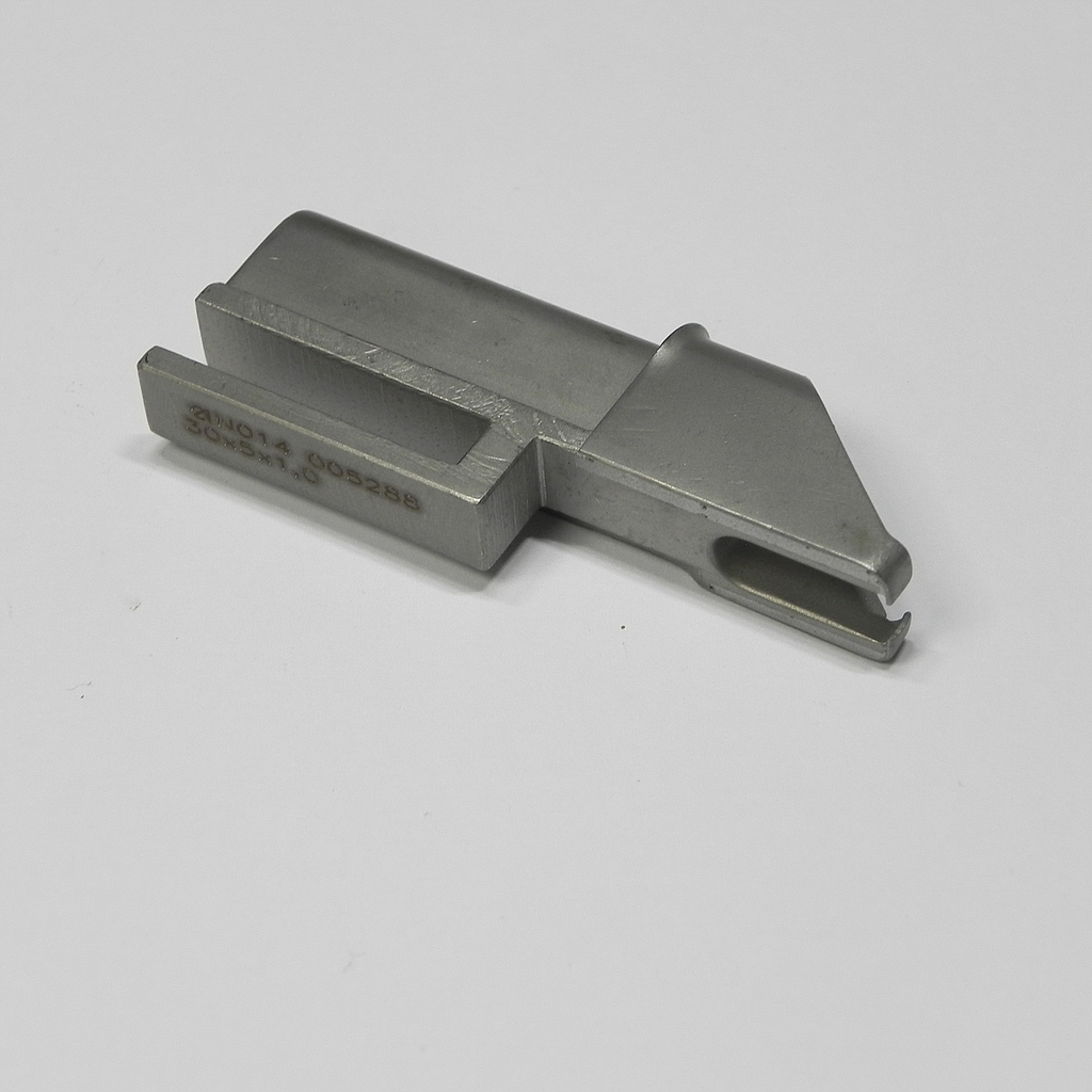 N014 005288 - EINFASSER,90° V