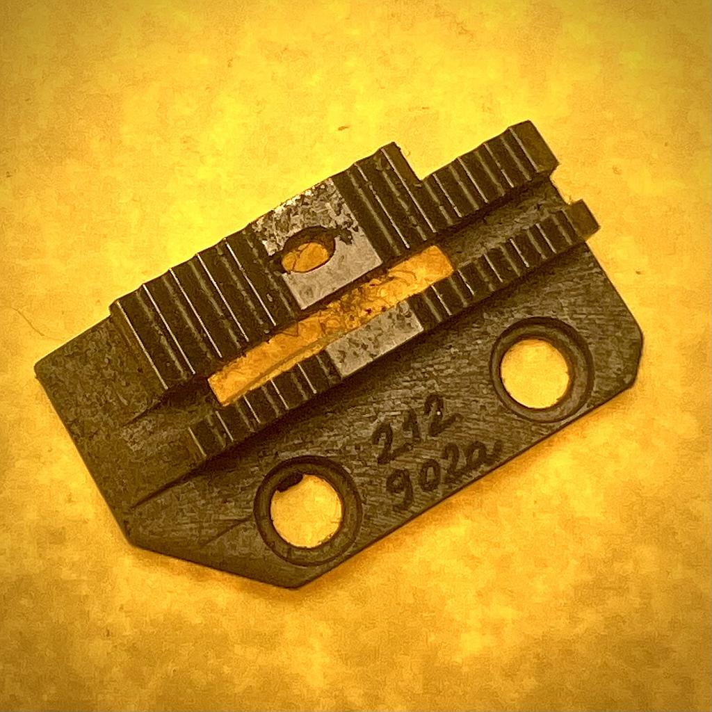 0212 902A - Transporteur