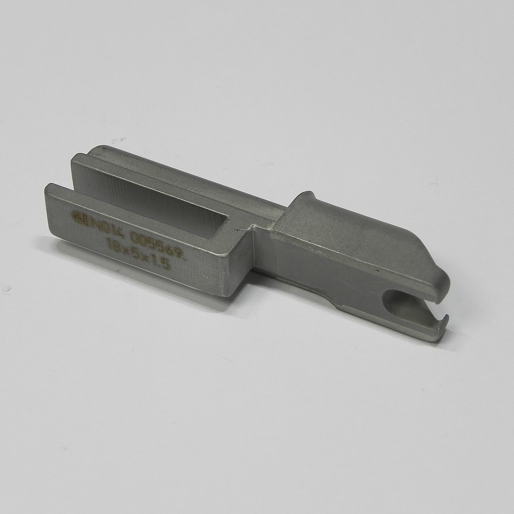 N014 005569 - EINFASSER,90° V