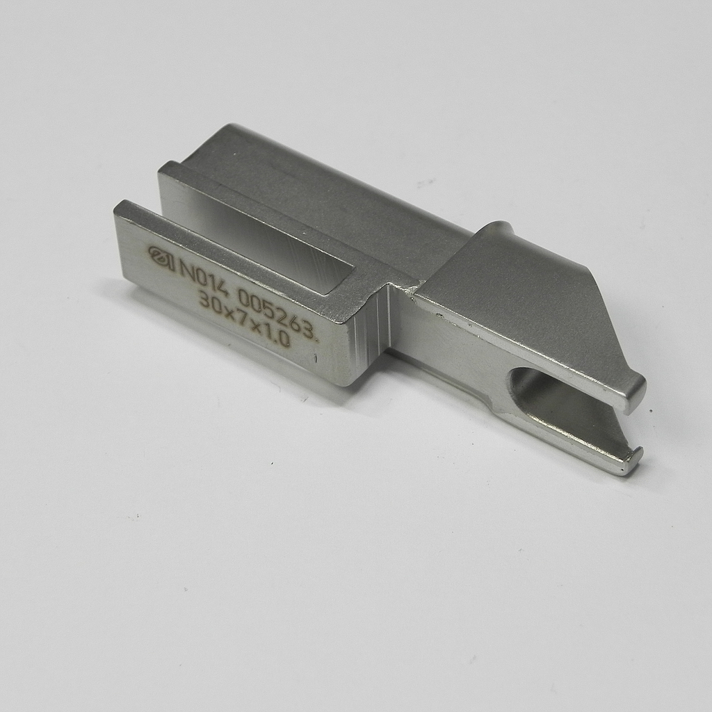 N014 005263 - EINFASSER,90° V
