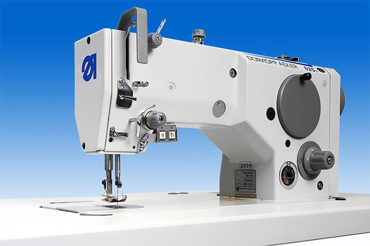SPECIALSEWINGMACHINECL. 525i-811
