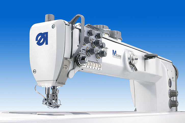 Twinneedlelockstitchlongarmmachine,1000mmclearancetotherightoftheneedles,withbottomfeed,needlefeedandalternatingfeet,electropneumaticthreadtrimmer,add.Electropneumatikswitchablethreadtension,integrated2.stitchlength,electropneumaticseambacktackingandsewingfootlift,electropneumaticquickstrokeadjustment,withXXL-hooks,integratedsewinglight(LED)***withXXLverticaltwopiecehooks,safetyclutch,adjustablesewingfootstrokeupto9mmwithautomaticspeedadaptation,sewingfootliftinhighneedleposition20mm,stitchlengthupto12mm,max.sewingspeed3.000stitches/min