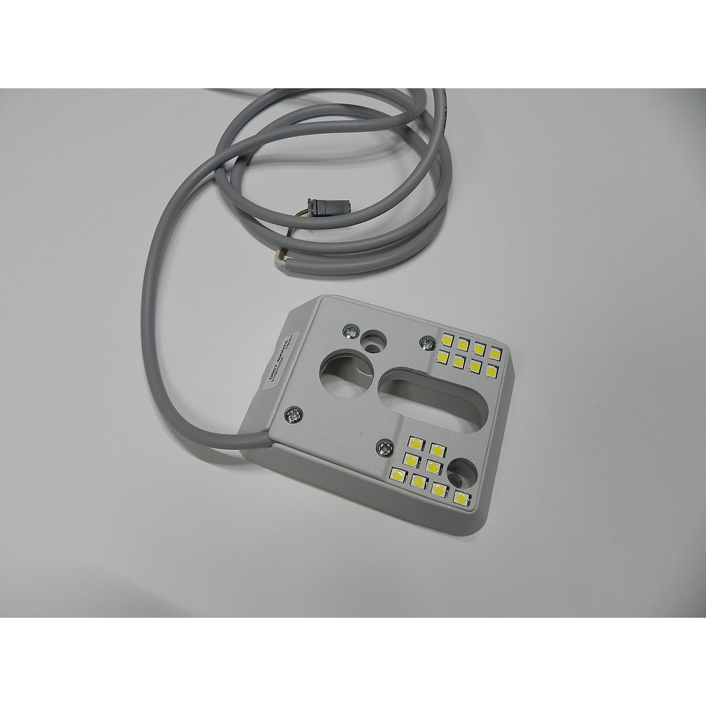 0867 490024 - SEWING LAMP 16