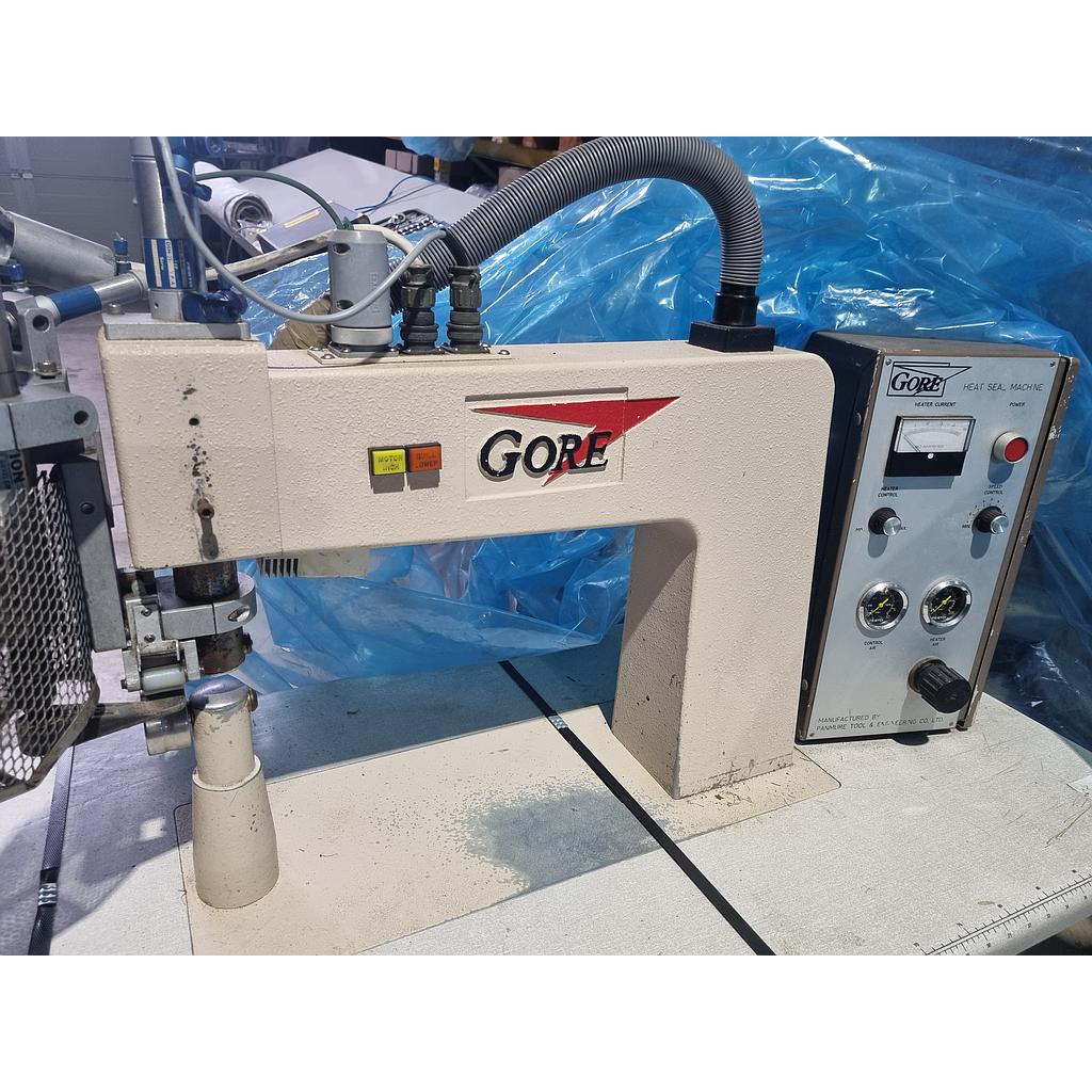 PFAFF GORE Typ 8304 Heissluft Schweißmaschine mit Schuhsäule